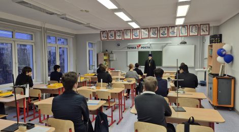 Диалог со священником в школе поселка Быково