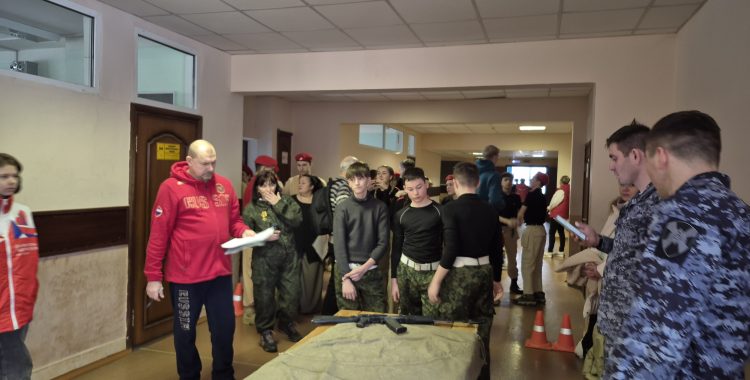 VIII открытые военно-патриотические игры «В белоснежных полях под Москвой» юнармейских и военно-патриотических отрядов